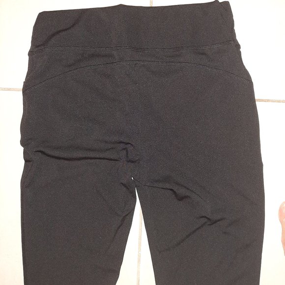 New Fitness Leggings with Pockets. - Picture 5 of 5